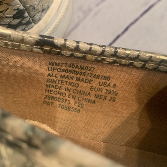 Time and Tru sneakers - Picture 7 of 7